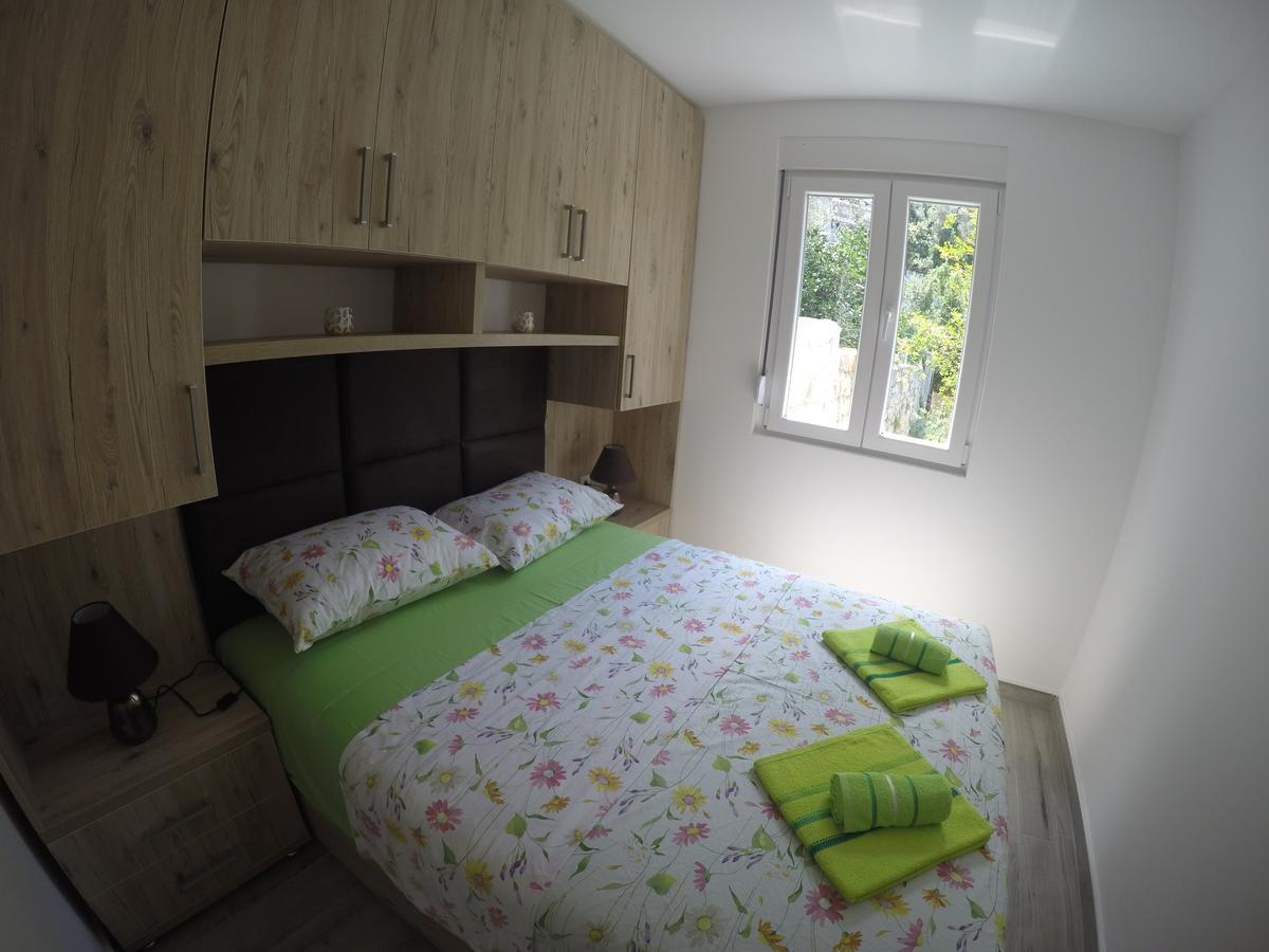Apartments Djedovic 2 Petrovac Exterior foto